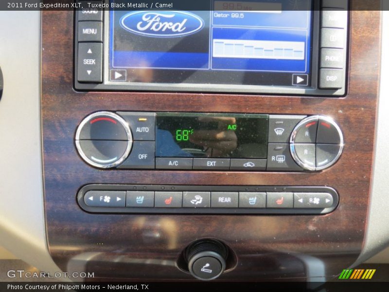 Tuxedo Black Metallic / Camel 2011 Ford Expedition XLT