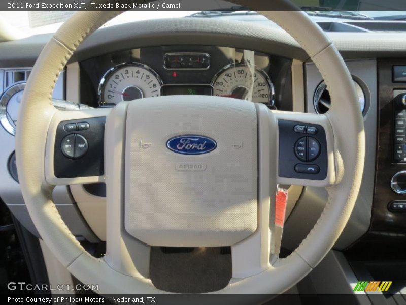 Tuxedo Black Metallic / Camel 2011 Ford Expedition XLT