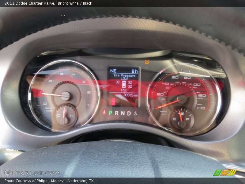 Bright White / Black 2011 Dodge Charger Rallye