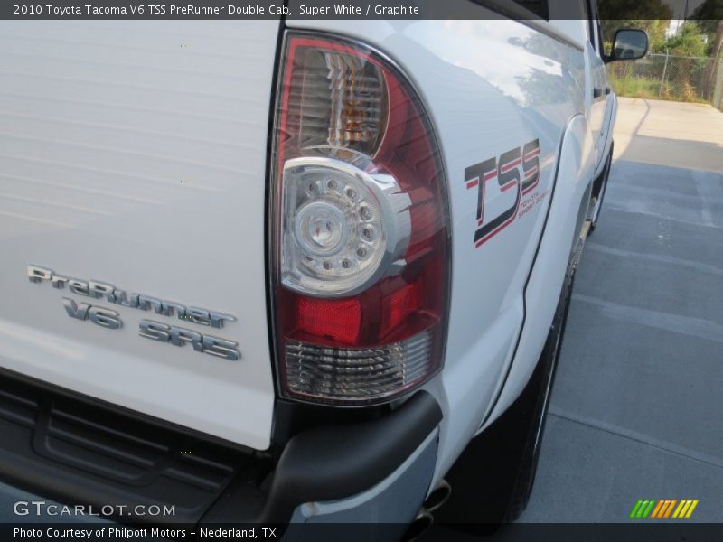 Super White / Graphite 2010 Toyota Tacoma V6 TSS PreRunner Double Cab