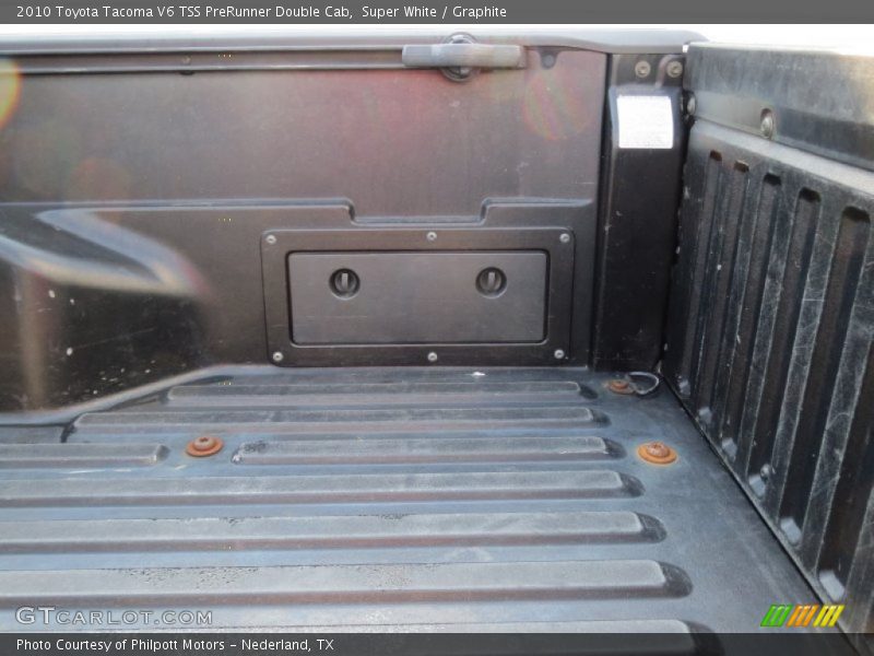 Super White / Graphite 2010 Toyota Tacoma V6 TSS PreRunner Double Cab