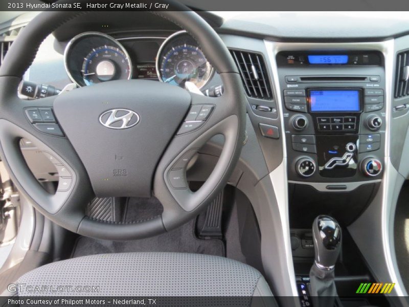 Harbor Gray Metallic / Gray 2013 Hyundai Sonata SE