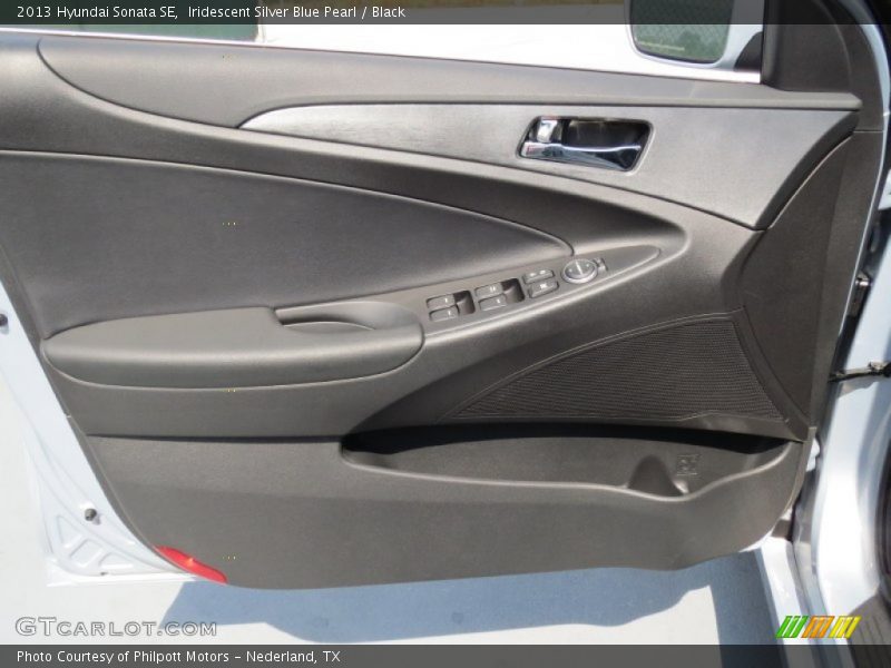 Iridescent Silver Blue Pearl / Black 2013 Hyundai Sonata SE