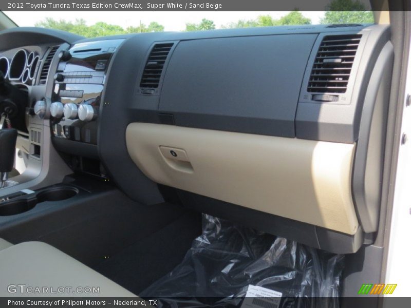 Super White / Sand Beige 2012 Toyota Tundra Texas Edition CrewMax