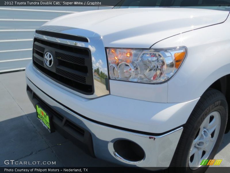 Super White / Graphite 2012 Toyota Tundra Double Cab