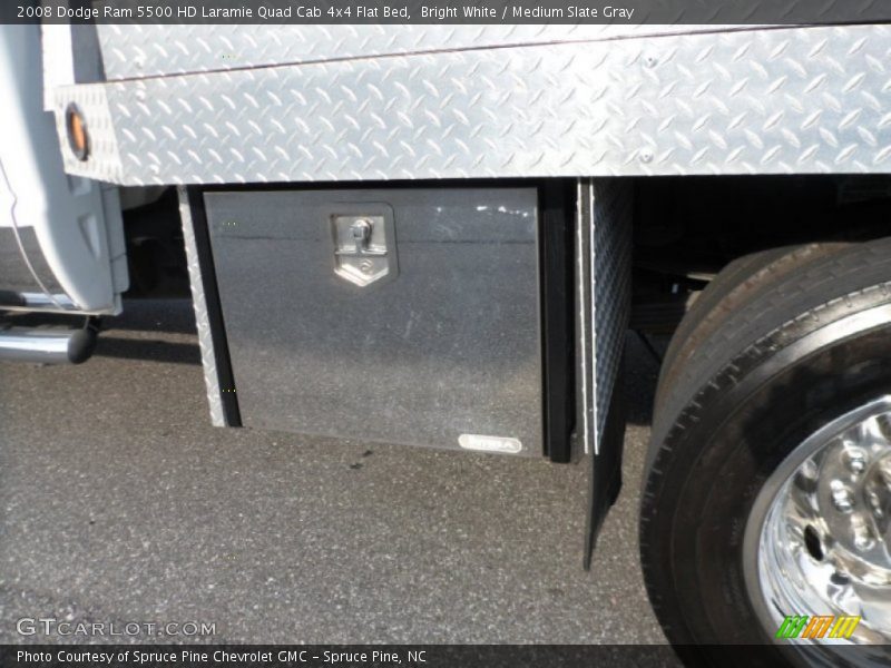 Bright White / Medium Slate Gray 2008 Dodge Ram 5500 HD Laramie Quad Cab 4x4 Flat Bed
