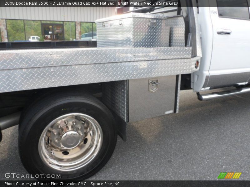Bright White / Medium Slate Gray 2008 Dodge Ram 5500 HD Laramie Quad Cab 4x4 Flat Bed