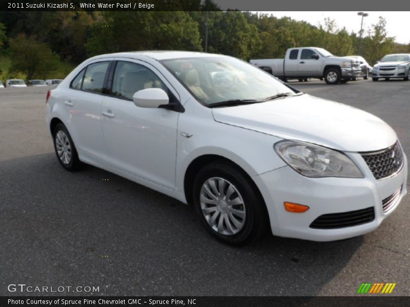 White Water Pearl / Beige 2011 Suzuki Kizashi S