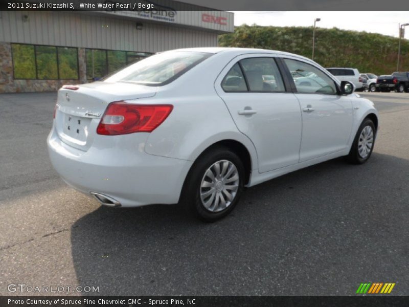 White Water Pearl / Beige 2011 Suzuki Kizashi S
