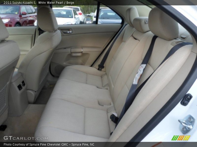 Rear Seat of 2011 Kizashi S