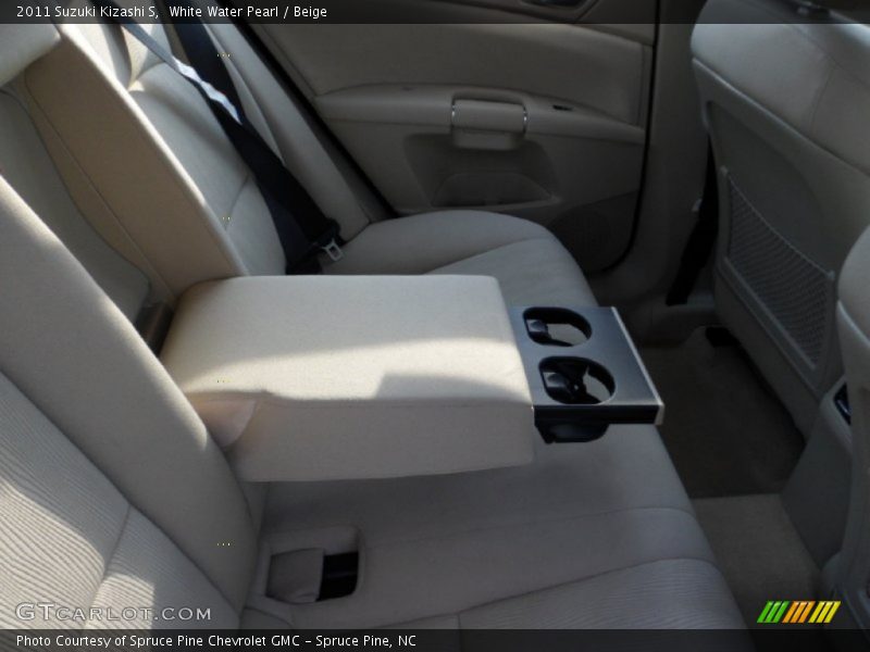 White Water Pearl / Beige 2011 Suzuki Kizashi S
