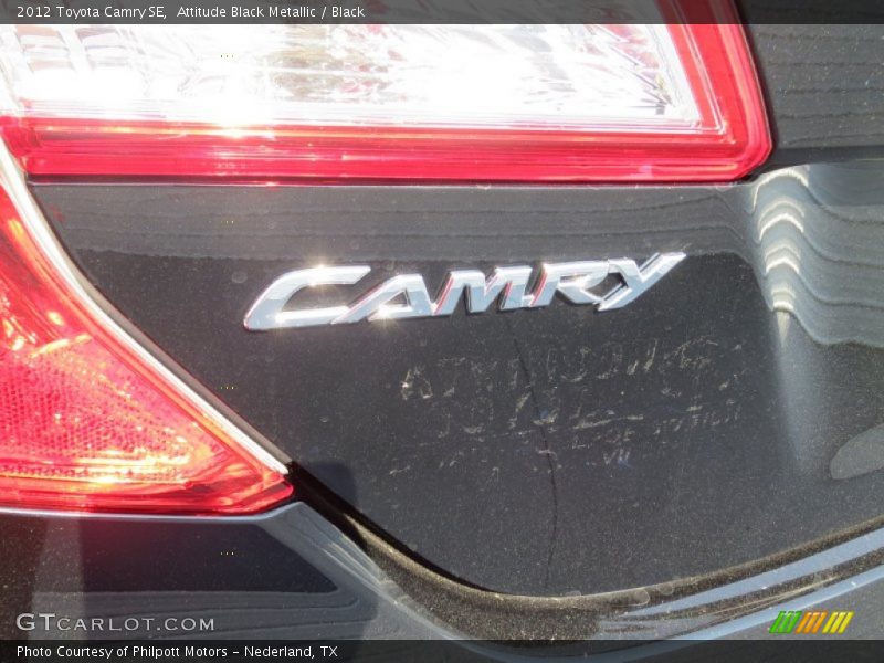 Attitude Black Metallic / Black 2012 Toyota Camry SE
