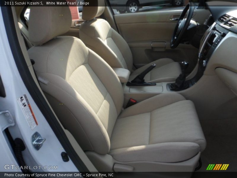  2011 Kizashi S Beige Interior