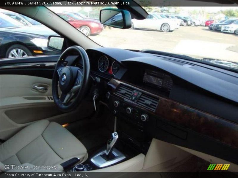 Black Sapphire Metallic / Cream Beige 2009 BMW 5 Series 528xi Sedan