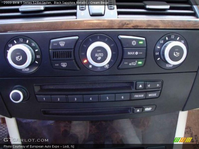 Black Sapphire Metallic / Cream Beige 2009 BMW 5 Series 528xi Sedan