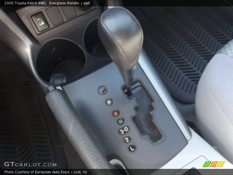 Everglade Metallic / Ash 2006 Toyota RAV4 4WD