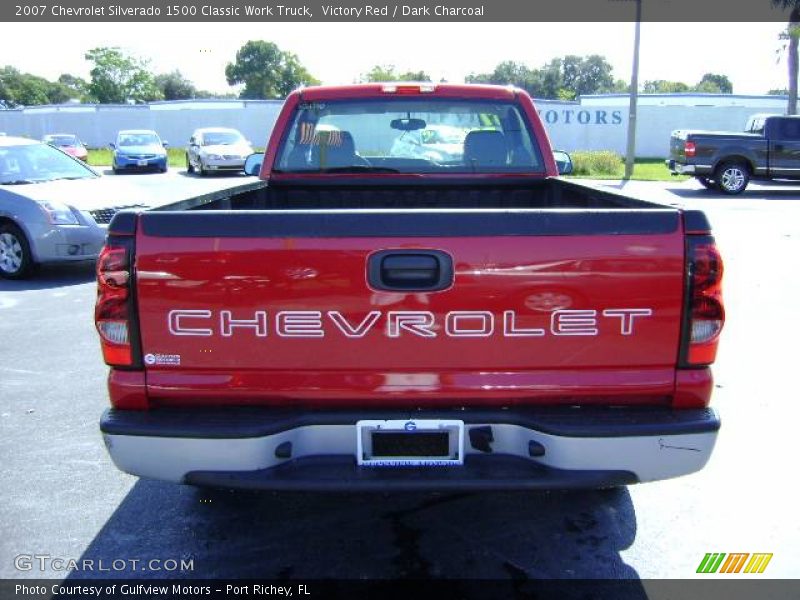 Victory Red / Dark Charcoal 2007 Chevrolet Silverado 1500 Classic Work Truck