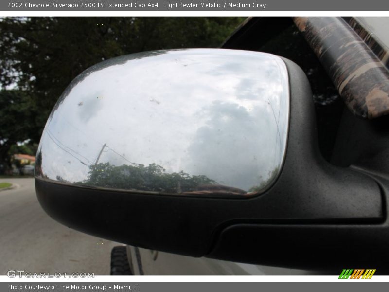 Light Pewter Metallic / Medium Gray 2002 Chevrolet Silverado 2500 LS Extended Cab 4x4