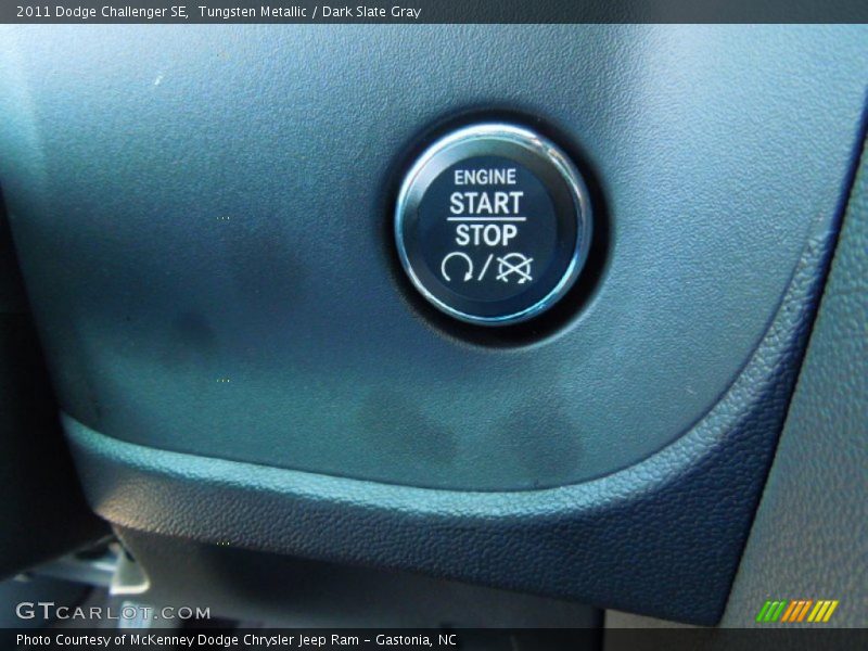 Tungsten Metallic / Dark Slate Gray 2011 Dodge Challenger SE