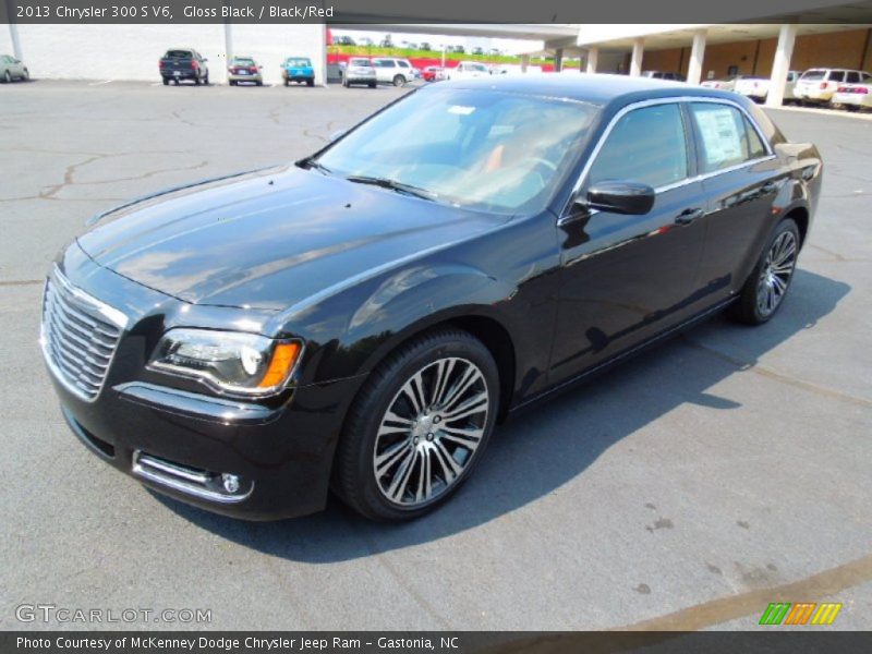Gloss Black / Black/Red 2013 Chrysler 300 S V6