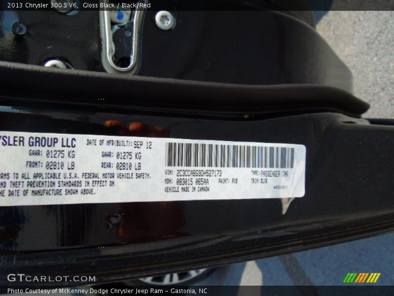 Gloss Black / Black/Red 2013 Chrysler 300 S V6