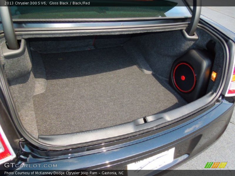  2013 300 S V6 Trunk