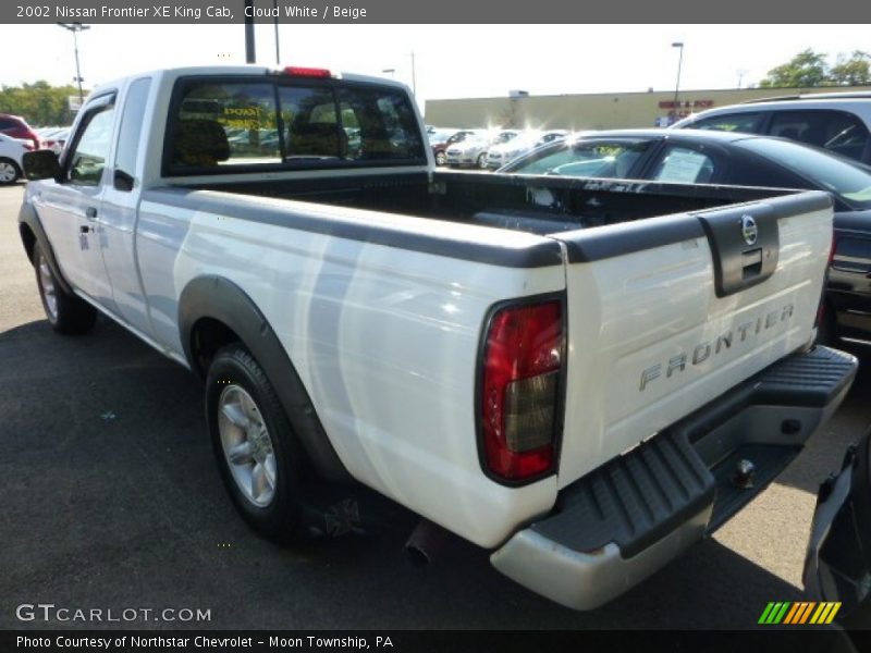 Cloud White / Beige 2002 Nissan Frontier XE King Cab
