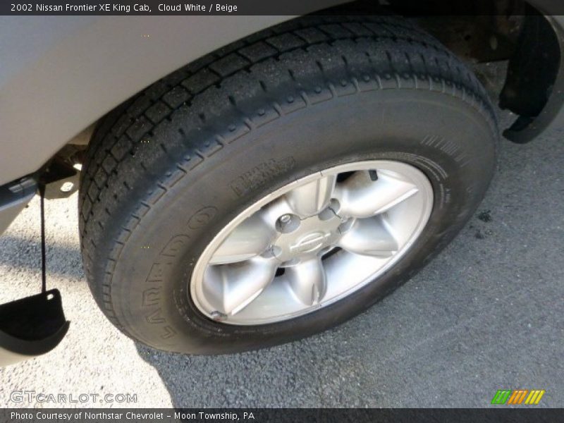 Cloud White / Beige 2002 Nissan Frontier XE King Cab