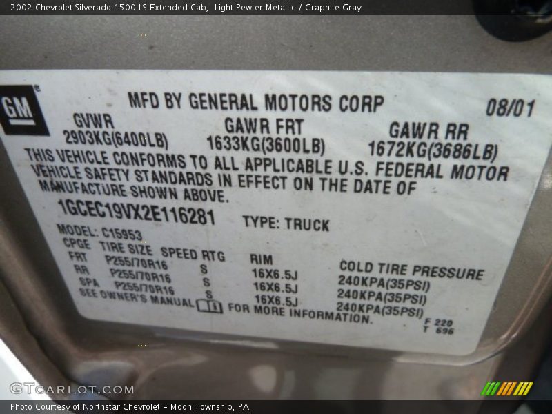 Light Pewter Metallic / Graphite Gray 2002 Chevrolet Silverado 1500 LS Extended Cab