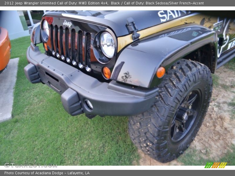 Black / Call of Duty: Black Sedosa/Silver French-Accent 2012 Jeep Wrangler Unlimited Call of Duty: MW3 Edition 4x4