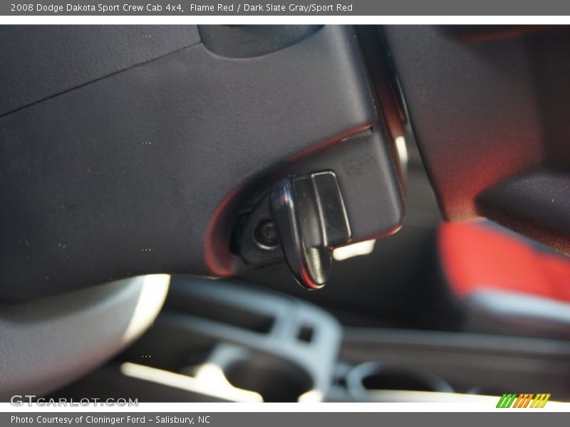 Flame Red / Dark Slate Gray/Sport Red 2008 Dodge Dakota Sport Crew Cab 4x4