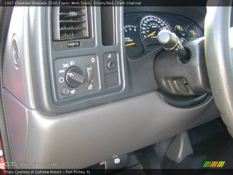 Victory Red / Dark Charcoal 2007 Chevrolet Silverado 1500 Classic Work Truck