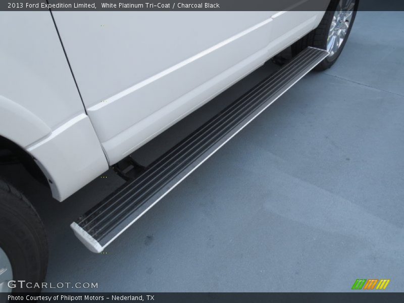 White Platinum Tri-Coat / Charcoal Black 2013 Ford Expedition Limited