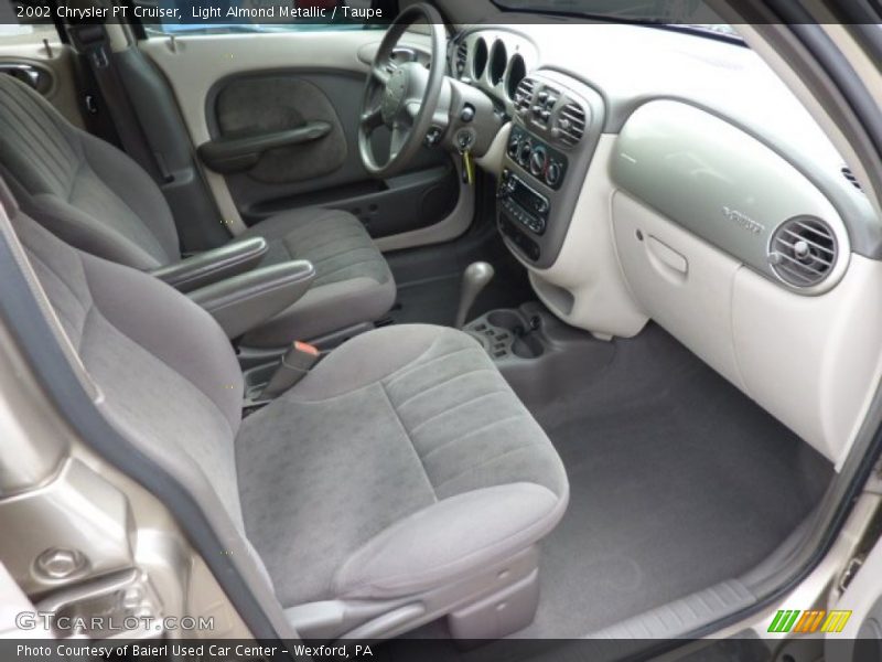 Light Almond Metallic / Taupe 2002 Chrysler PT Cruiser