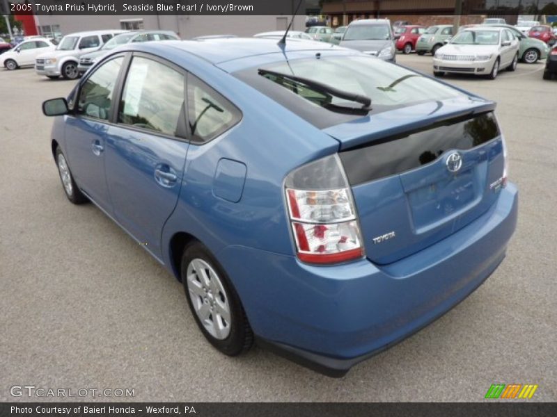 Seaside Blue Pearl / Ivory/Brown 2005 Toyota Prius Hybrid