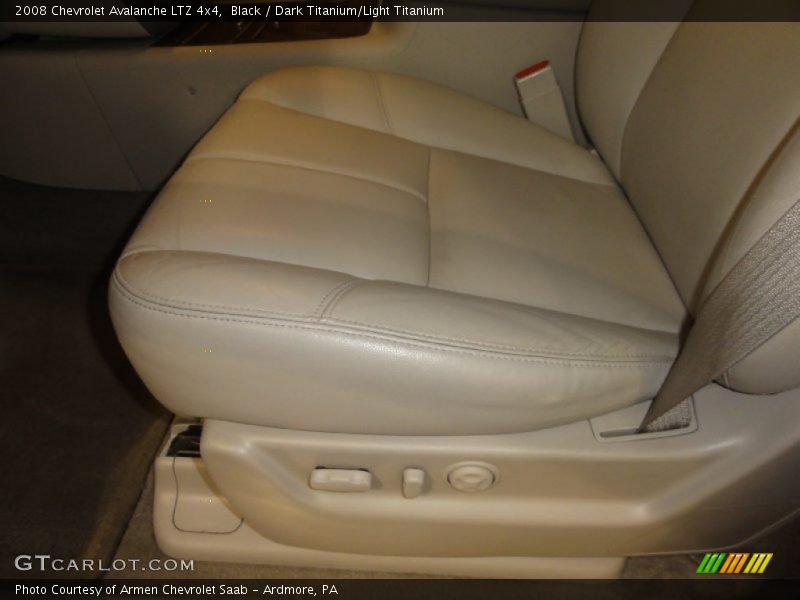 Black / Dark Titanium/Light Titanium 2008 Chevrolet Avalanche LTZ 4x4