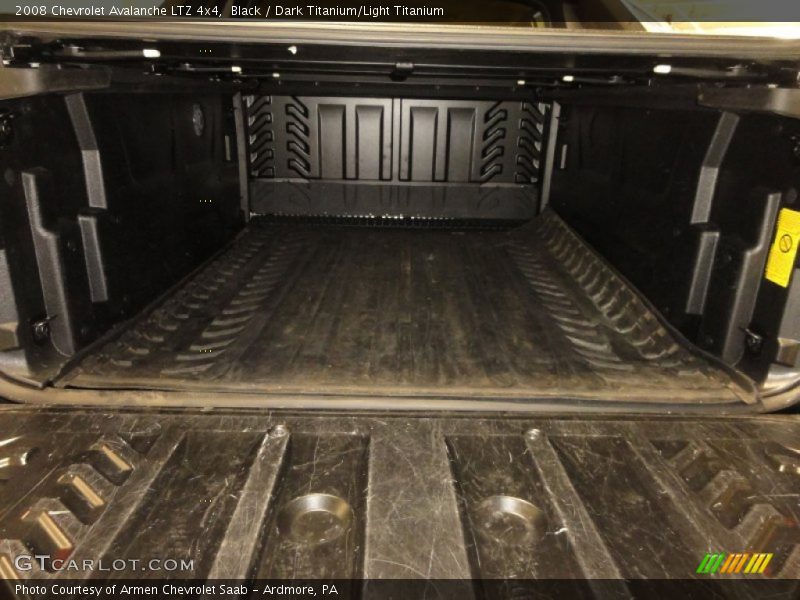 Black / Dark Titanium/Light Titanium 2008 Chevrolet Avalanche LTZ 4x4
