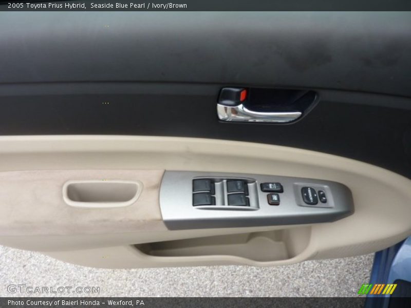 Seaside Blue Pearl / Ivory/Brown 2005 Toyota Prius Hybrid