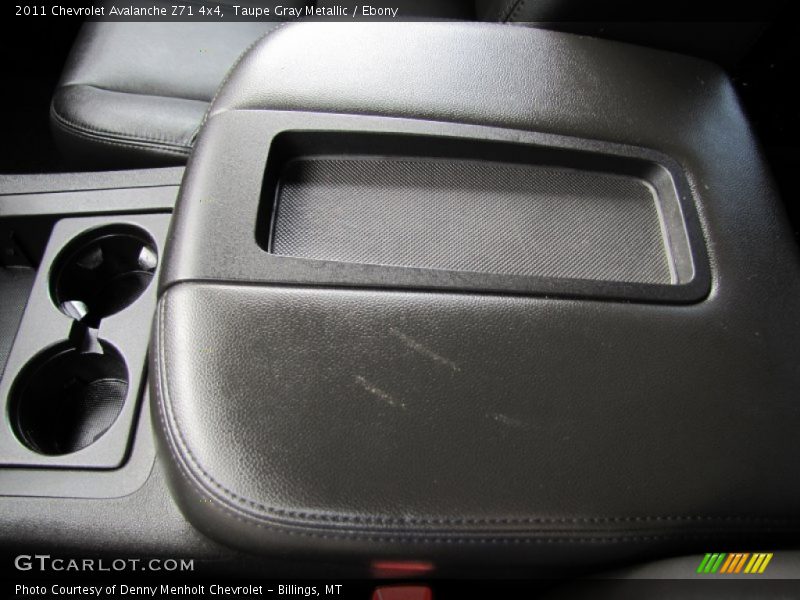 Taupe Gray Metallic / Ebony 2011 Chevrolet Avalanche Z71 4x4