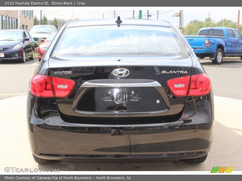Ebony Black / Gray 2010 Hyundai Elantra SE