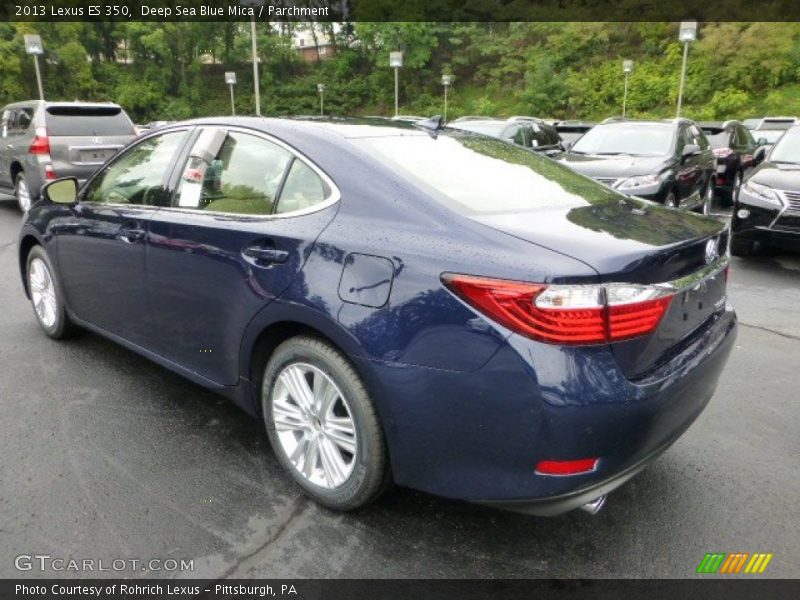 Deep Sea Blue Mica / Parchment 2013 Lexus ES 350