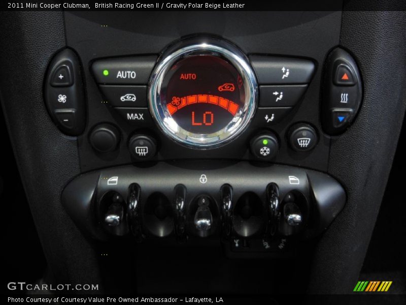 British Racing Green II / Gravity Polar Beige Leather 2011 Mini Cooper Clubman