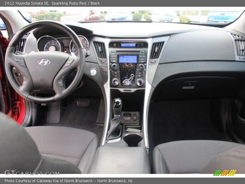 Dashboard of 2012 Sonata SE