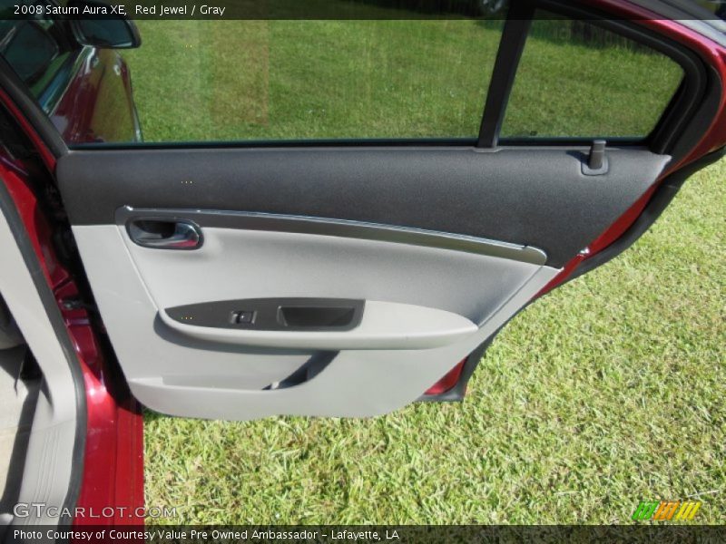 Red Jewel / Gray 2008 Saturn Aura XE