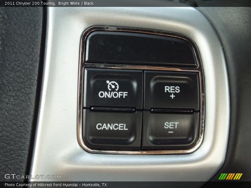 Bright White / Black 2011 Chrysler 200 Touring