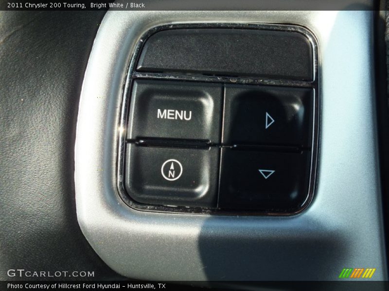Bright White / Black 2011 Chrysler 200 Touring