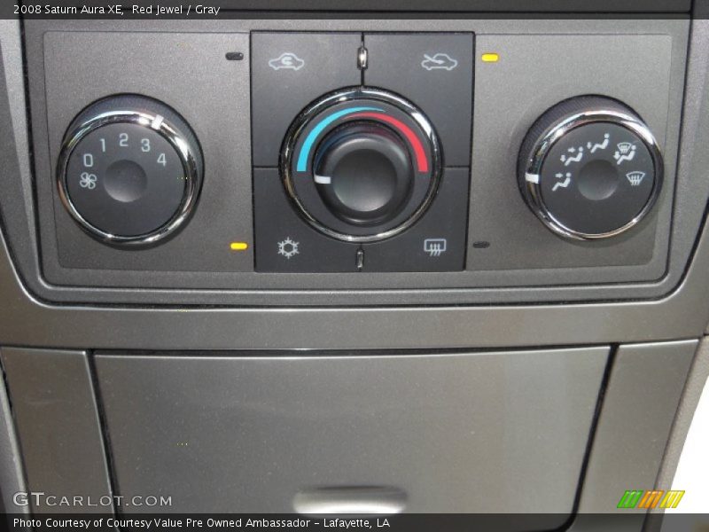 Red Jewel / Gray 2008 Saturn Aura XE
