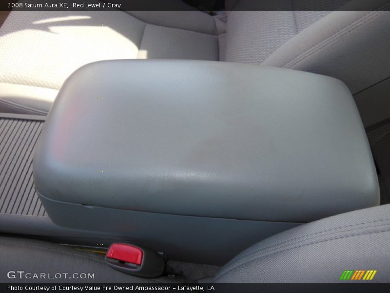 Red Jewel / Gray 2008 Saturn Aura XE