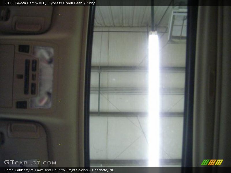 Cypress Green Pearl / Ivory 2012 Toyota Camry XLE