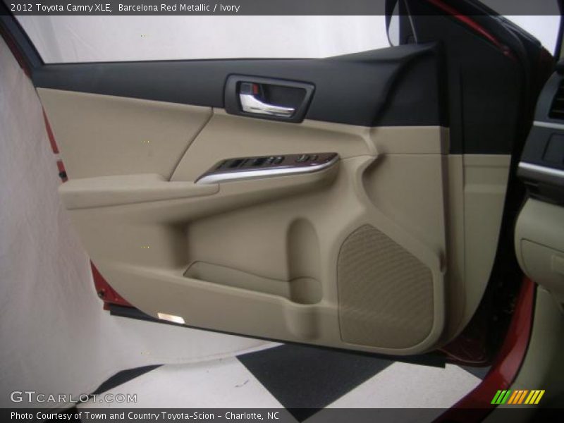 Barcelona Red Metallic / Ivory 2012 Toyota Camry XLE